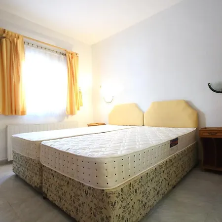 Carrio Park 5b Casas de Torrat